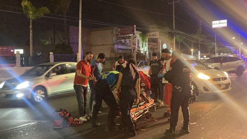 Hombre resulta herido de gravedad tras ser atropellado en Paseo Constituyentes de Querétaro