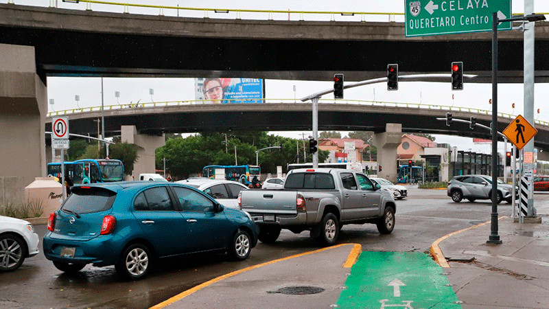 Querétaro: Cuestiona Observatorio de Movilidad Seguridad de ciclovías de Paseo 5 de Febrero