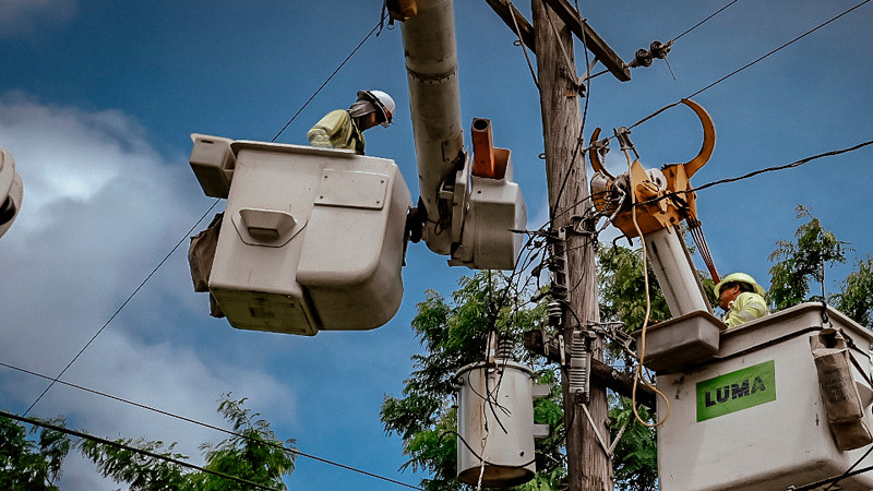 Restablecen en 93% servicio eléctrico en Puerto Rico, tras paso de 'Ernesto'