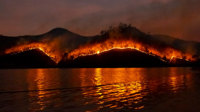 Incendios forestales en Canadá afectan calidad del aire en Europa: Copernicus