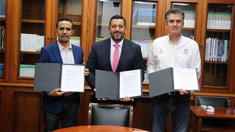 Firma Vocal de la CEA convenio en favor de comunidades indígenas queretanas