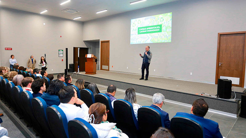 Inaugura Marco Del Prete segunda edición del Foro Estatal de Ordenamiento Ecológico, en Querétaro