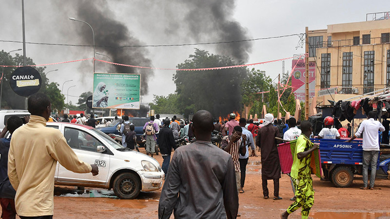 Al menos 10 muertos y 8 heridos en estampida humana en iglesia de Nigeria; la segunda en pocos días